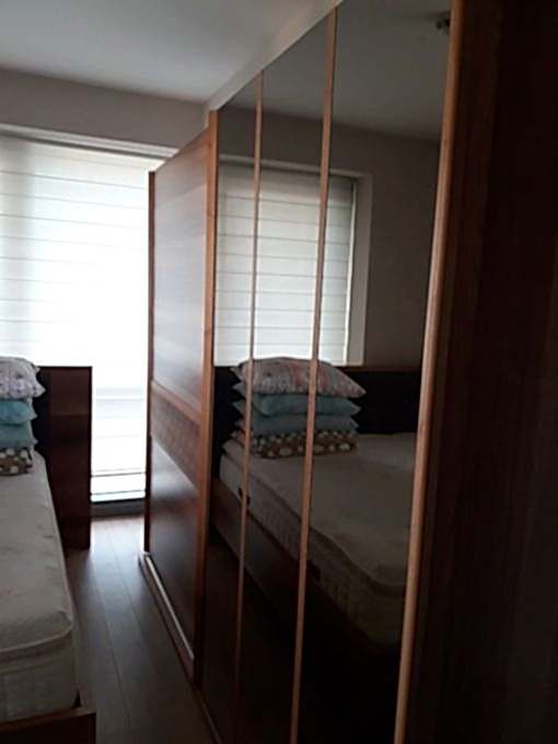  Merkez Mahallesi, konutların yanı sıra çok sayıda ofis ve muayenehaneye ev sahipliği yapar. Bu alanlardaki mobilyaların profesyonelce kurulması, hem prestij hem de kullanım kolaylığı sağlar.