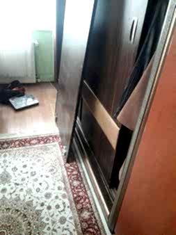  Modern mobilyaların mekanizması bozulduğunda veya taşınma sırasında hasar gördüğünde, onları gözden çıkarmak yerine profesyonelce tamir ettirmek çok daha ekonomiktir. İlke Mobilya, Tahtakale’de yerinde tamir çözümleri sunar.