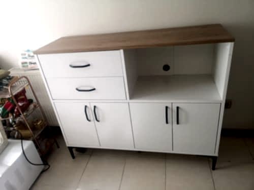  Taşınma sonrası kurulum, dolap sabitleme ve kapak ayar işlemleri profesyonel ekipmanlarla yapılmaktadır. Site yaşamına uygun, temiz ve düzenli çalışma prensibi ile hizmet veriyoruz.   Gardırop kurulum Kahve köşesi dolabı kurulumu Kitaplık montajı TV ünitesi sabitleme Şifonyer kurulumu Mutfak dolabı kurulumu