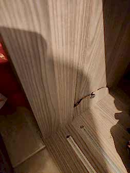  Kapak sarkması, menteşe arızası ve ray problemleri gibi durumlarda yerinde müdahale ederek hızlı çözüm sağlıyoruz.    Menteşe değişimi Sürgü ray kapak tamiri Konsol tamiri Kapak teker değişimi Kapak ayarı Çekmece ray tamiri Hasarlı parça değişimi