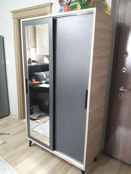  Süleymaniye Mahallesi’nin karma yapısı gereği, hem ev tipi modern mobilyalarda hem de ağır hizmet tipi ofis ünitelerinde uzmanlığımızı konuşturuyoruz:  Ofis ve İş Yeri Kurulumu: Bölgedeki işletmeler için çalışma masaları, dosya dolapları ve toplantı ünitelerinin iş akışını bozmadan hızlıca montajı.  Modern Ev Mobilyaları Kurulumu: IKEA, Vivense, Trendyol ve benzeri platformlardan alınan; montaj şeması karışık veya parçası çok olan tüm ürünlerin profesyonelce toplanması.