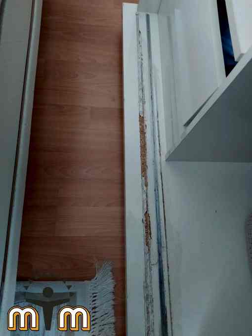  Mobilya tamir servisi olarak Cerrahpaşa mahallesi mobilya tamiri konusunda hizmet veriyoruz. Mobilyalar yapısı gereği ahşaptan imal olması nedeniyle kolay hasar alabiliyor. Evden eve taşıma hizmeti veren bazı firmalar işlerini gelişi güzel yaptıklarından dolayı geride bir çok sorunlar bırakabiliyorlar. Mobilya tamir işlemi işinde deneyimli ve tecrübeli teknisyenler tarafından dikkatlice yapılmalıdır. 