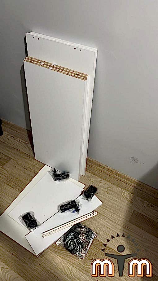  Mobilya tamir servisi olarak Cibali mahallesi mobilya tamiri konusunda hizmet veriyoruz. Mobilyalar yapısı gereği ahşaptan imal olması nedeniyle kolay hasar alabiliyor. Evden eve taşıma hizmeti veren bazı firmalar işlerini gelişi güzel yaptıklarından dolayı geride bir çok sorunlar bırakabiliyorlar. Mobilya tamir işlemi işinde deneyimli ve tecrübeli teknisyenler tarafından dikkatlice yapılmalıdır.