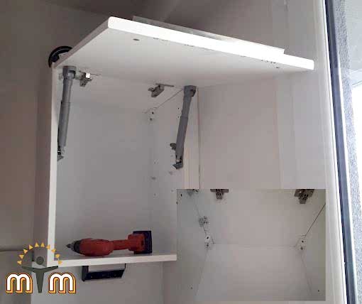  Mobilya tamir servisi olarak Hürriyet mahallesi mobilya tamiri konusunda hizmet veriyoruz. Mobilyalar yapısı gereği ahşaptan imal olması nedeniyle kolay hasar alabiliyor. Evden eve taşıma hizmeti veren bazı firmalar işlerini gelişi güzel yaptıklarından dolayı geride bir çok sorunlar bırakabiliyorlar. Mobilya tamir işlemi işinde deneyimli ve tecrübeli teknisyenler tarafından dikkatlice yapılmalıdır.