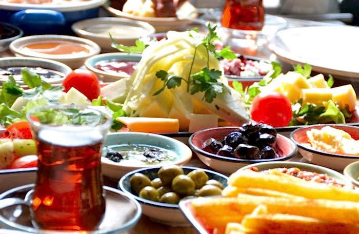 Çift Kişilik Kahvaltı